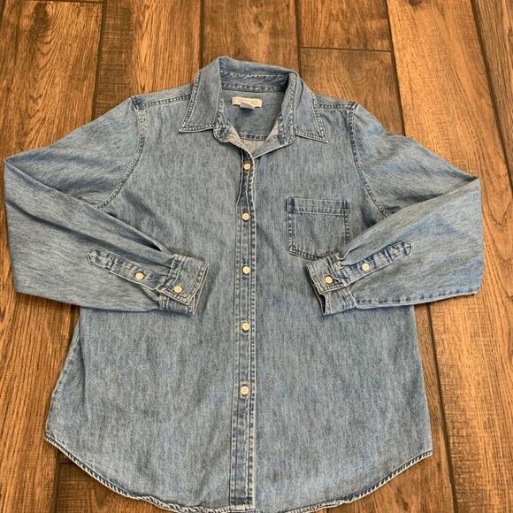 Womans Cherokee Button Down Longsleeve Denim Jean Shirt Size Large - Picture 1 of 3